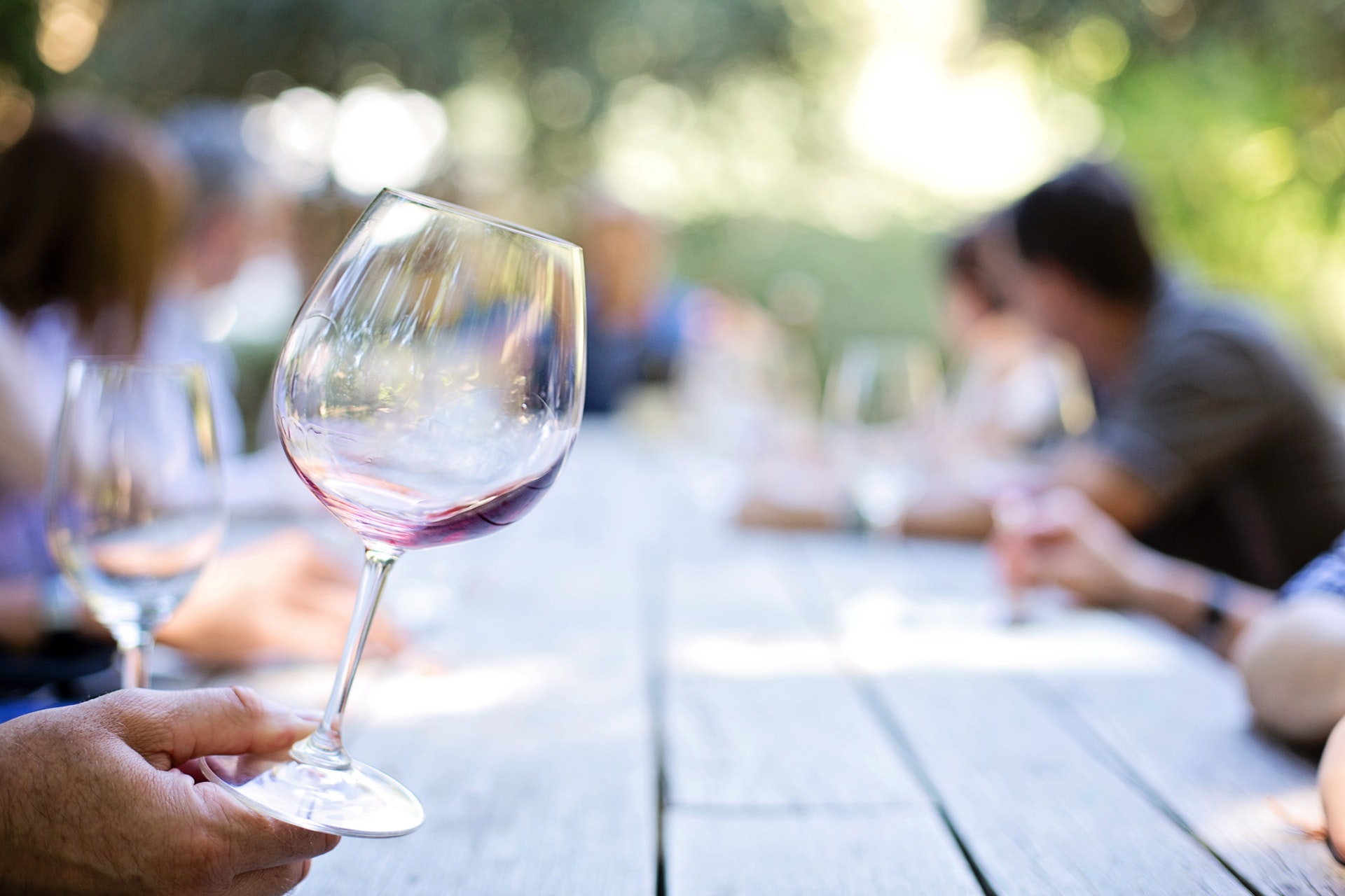 wineglass-wine-glass-wine-tasting-39605.jpeg